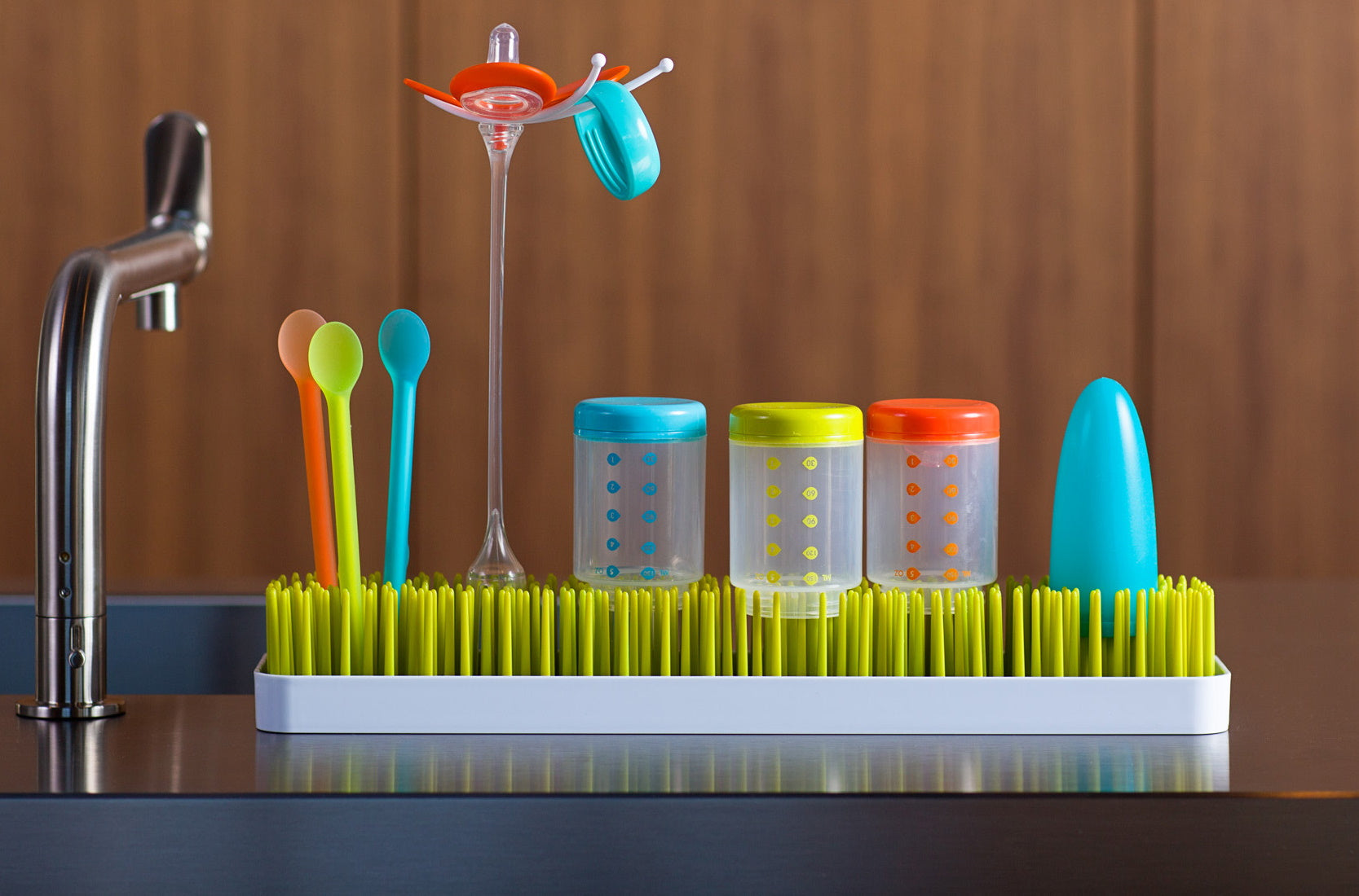 Bottle Cleaning Dish Racks, Brushes, Sterilisers Belly Beyond