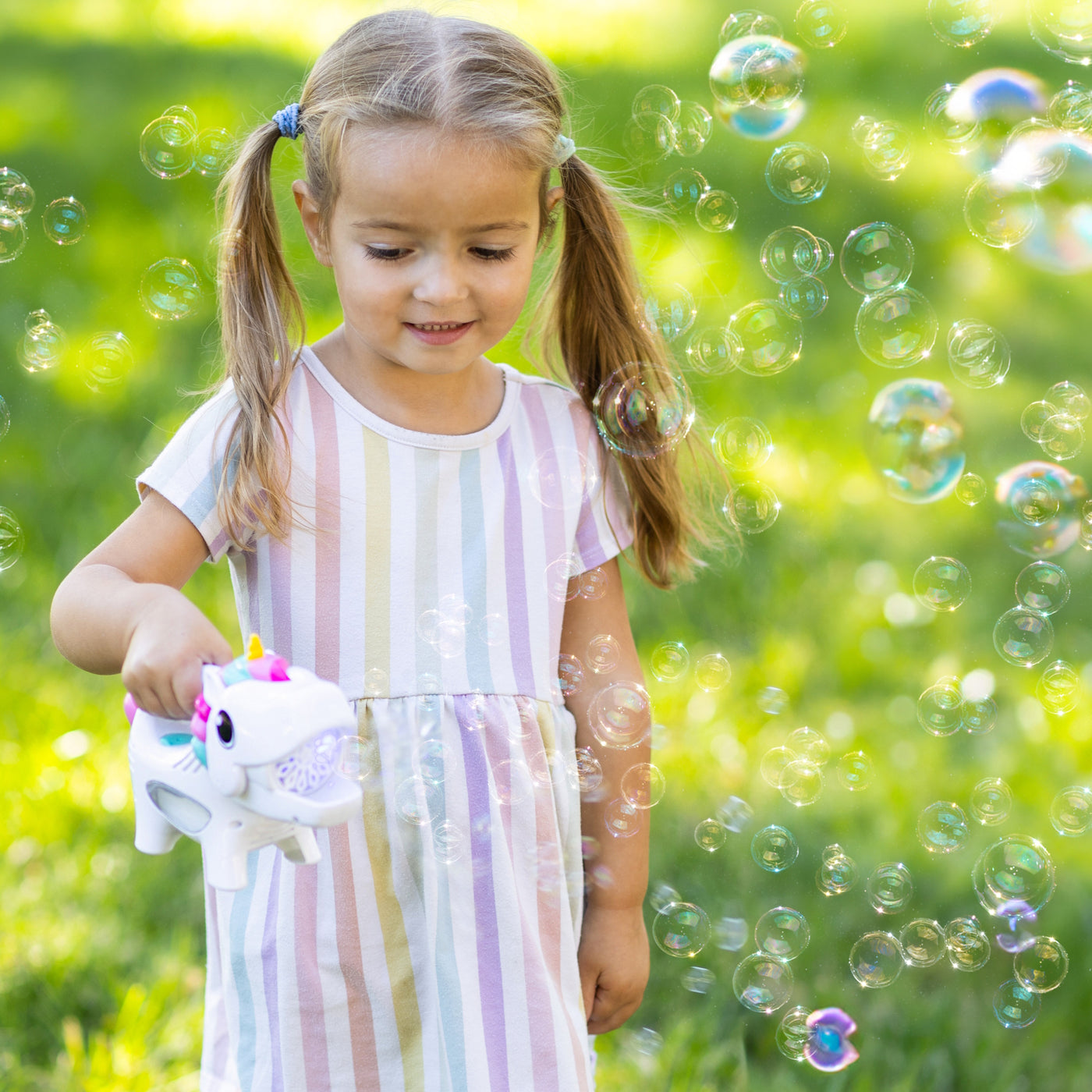 Handheld Unicorn Bubbler