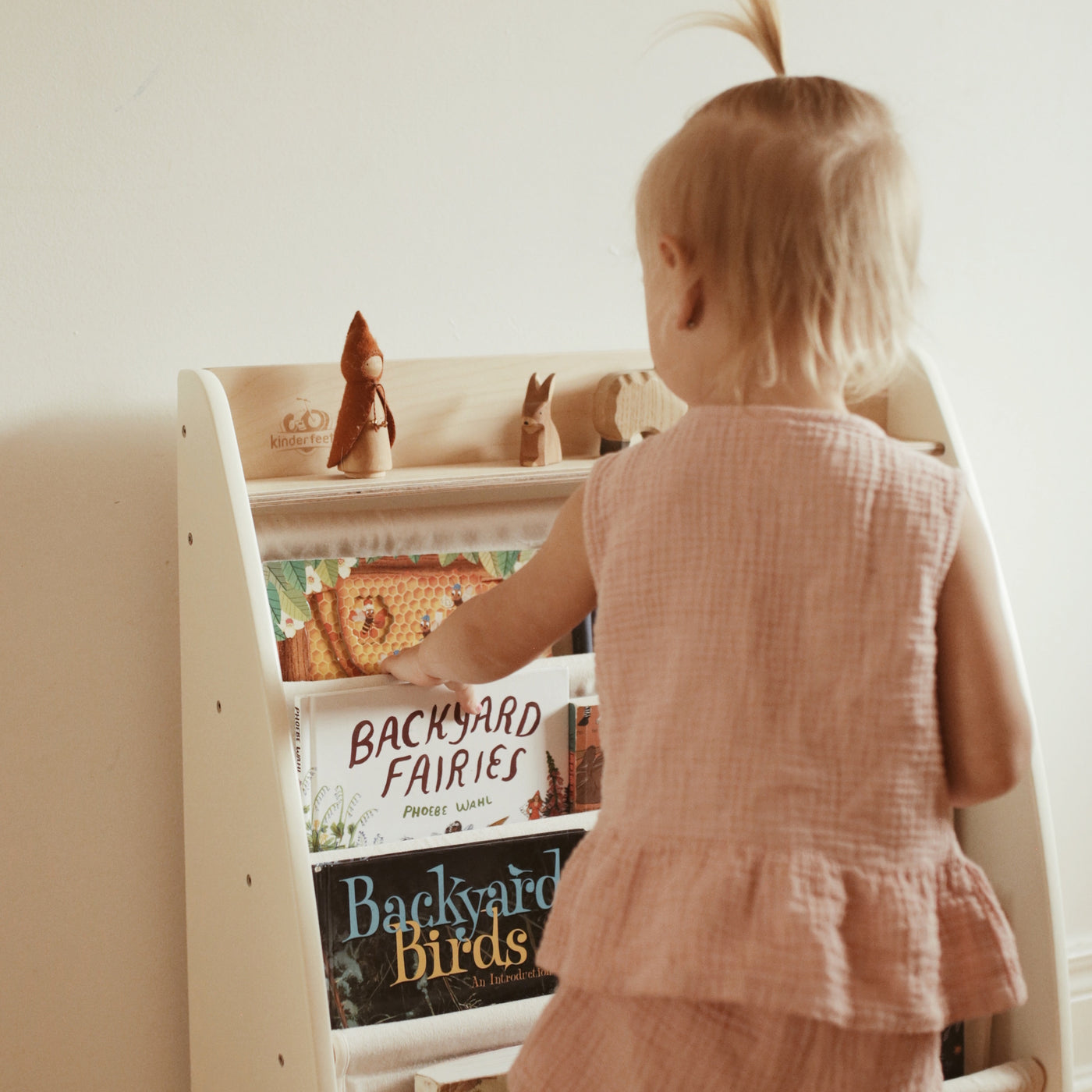 Sling Book Shelf