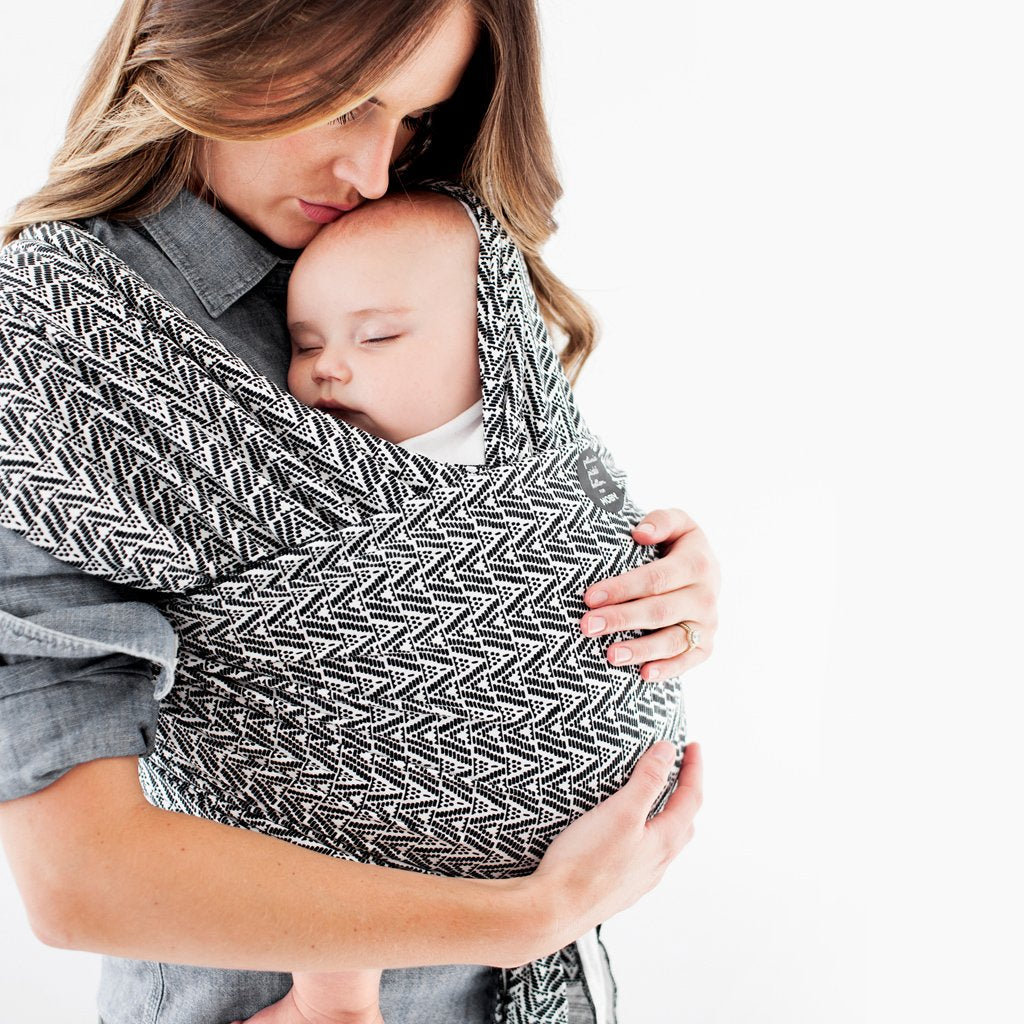 Moby | Evolution Baby Wrap - Starry Nights in Salvadore - Belly Beyond 