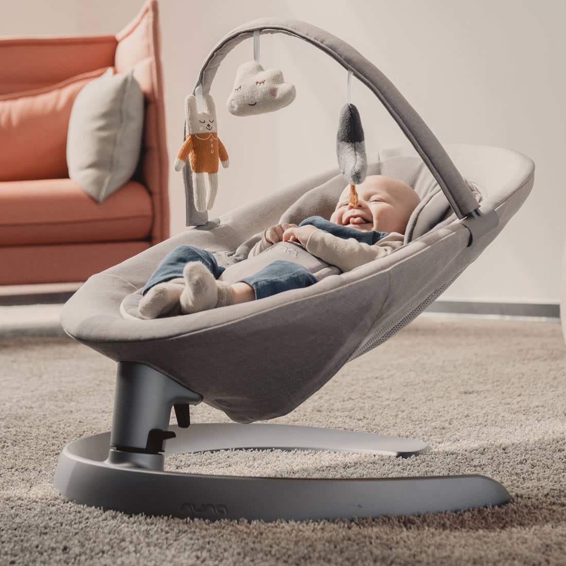 Nuna | LEAF Grow Baby Seat - Charcoal - Belly Beyond 