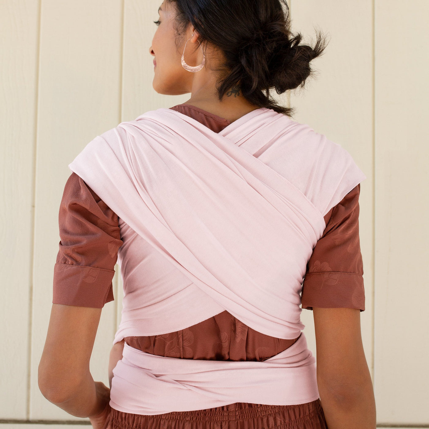 Moby | Classic Baby Wrap - Rose Quartz - Belly Beyond 